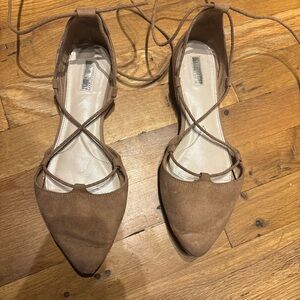 Jennifer Lopez Tan Suede Lace-Up Flats